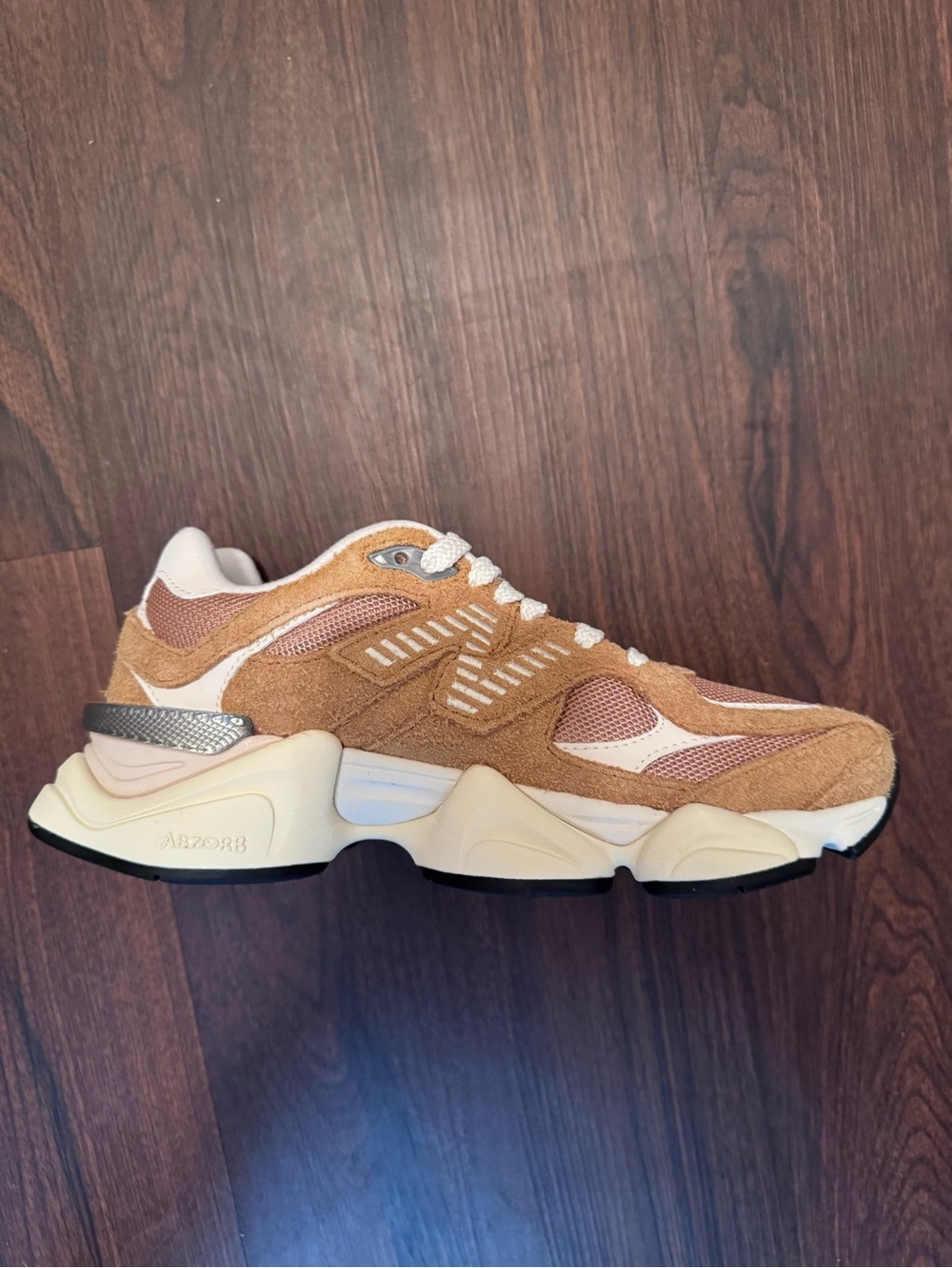 New Balance 9060 Women’s Great Plains Tan & Cream Layered Suede Mesh Sneaker-NEW - Picture 11 of 12
